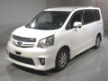 2013 Toyota Noah