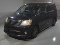 2003 Toyota Noah