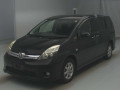 2013 Toyota Isis