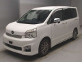 2013 Toyota Voxy