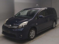 2016 Toyota Isis