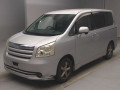 2010 Toyota Noah