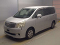 2011 Toyota Noah