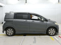 2012 Honda Freed spike hybrid