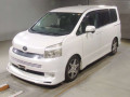 2007 Toyota Voxy