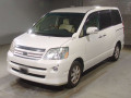 2007 Toyota Noah