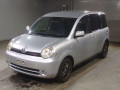 2005 Toyota Sienta