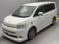 2009 Toyota Voxy