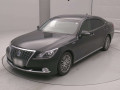 2016 Toyota Crown Majesta