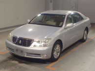 2004 Toyota Crown