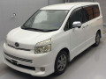 2009 Toyota Voxy