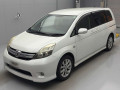 2013 Toyota Isis