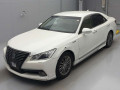 2013 Toyota Crown Hybrid