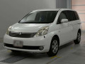 2005 Toyota Isis