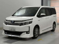 2016 Toyota Voxy