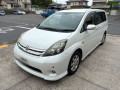 2011 Toyota Isis
