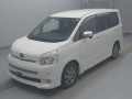 2009 Toyota Voxy