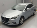 2018 Mazda Axela