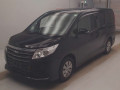 2015 Toyota Noah