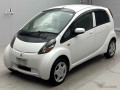 2010 Mitsubishi i