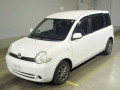 2004 Toyota Sienta