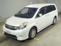 2013 Toyota Isis