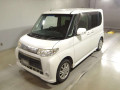2011 Daihatsu Tanto