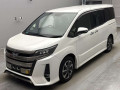 2017 Toyota Noah