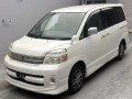 2007 Toyota Voxy
