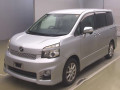 2011 Toyota Voxy