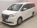 2015 Toyota Noah