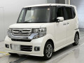 2017 Honda N-BOX CUSTOM