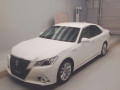 2013 Toyota Crown Hybrid
