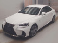 2019 Lexus IS