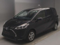 2022 Toyota Sienta
