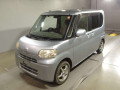 2010 Daihatsu Tanto