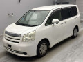2009 Toyota Noah