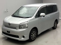2009 Toyota Voxy