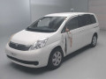 2005 Toyota Isis