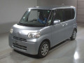 2011 Daihatsu Tanto