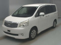 2011 Toyota Noah