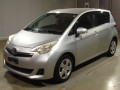 2011 Toyota Ractis