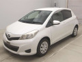 2013 Toyota Vitz