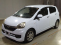 2014 Daihatsu Mira e:S