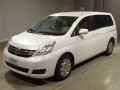 2013 Toyota Isis