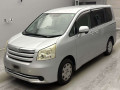2007 Toyota Noah