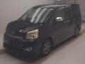 2013 Toyota Voxy