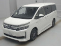 2014 Toyota Voxy