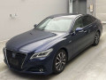 2019 Toyota Crown Hybrid