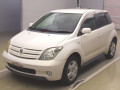 2004 Toyota IST